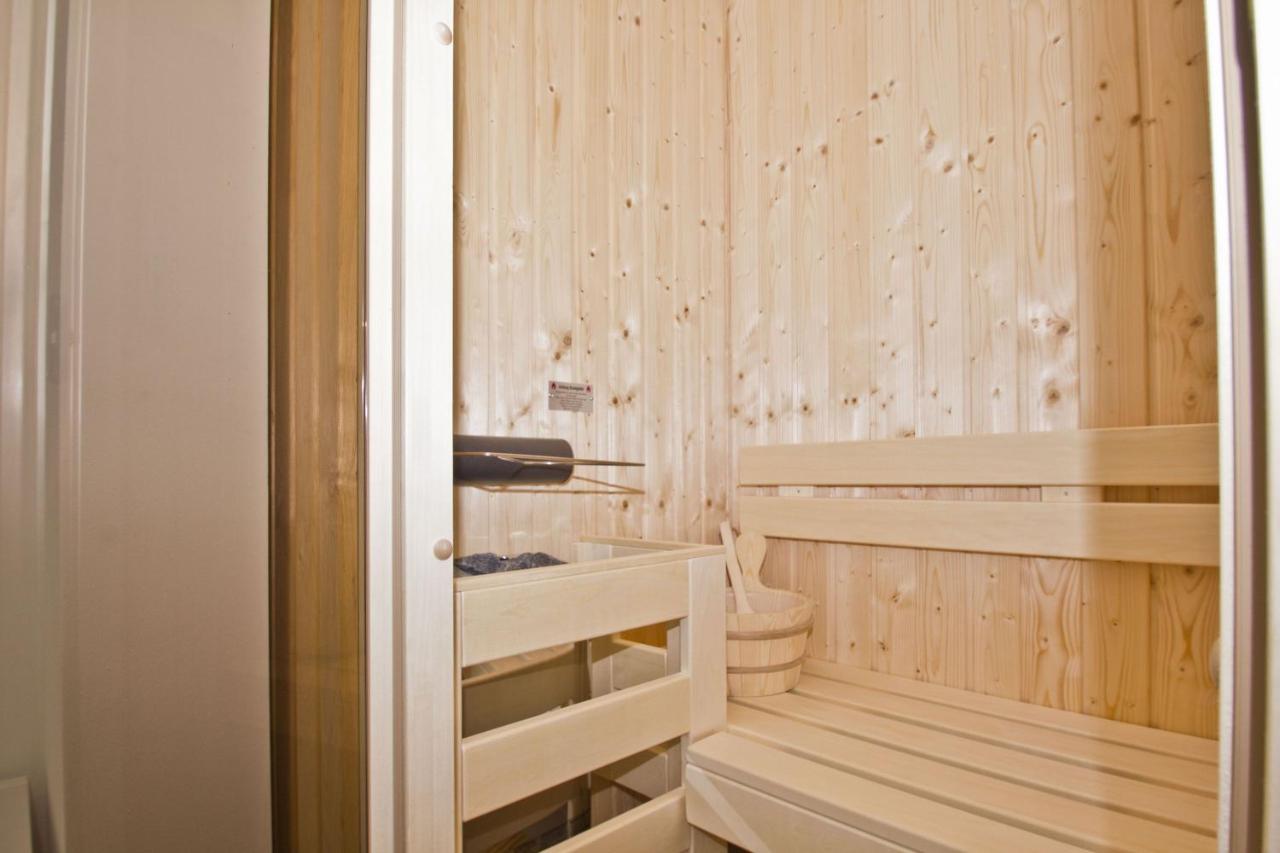 Ferienresidenz Zwei Bodden Fewo2-8 - Balkon, Sauna, Kamin Lietzow Kültér fotó